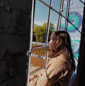 Meet your Posher, Emma